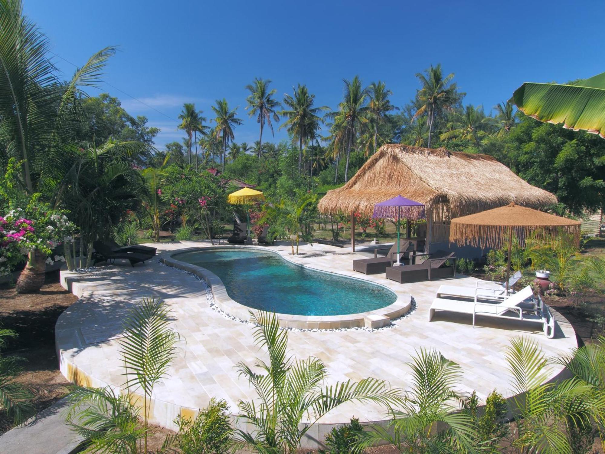 Coco Breeze Spa Hotel กิลิไอร์ ภายนอก รูปภาพ
