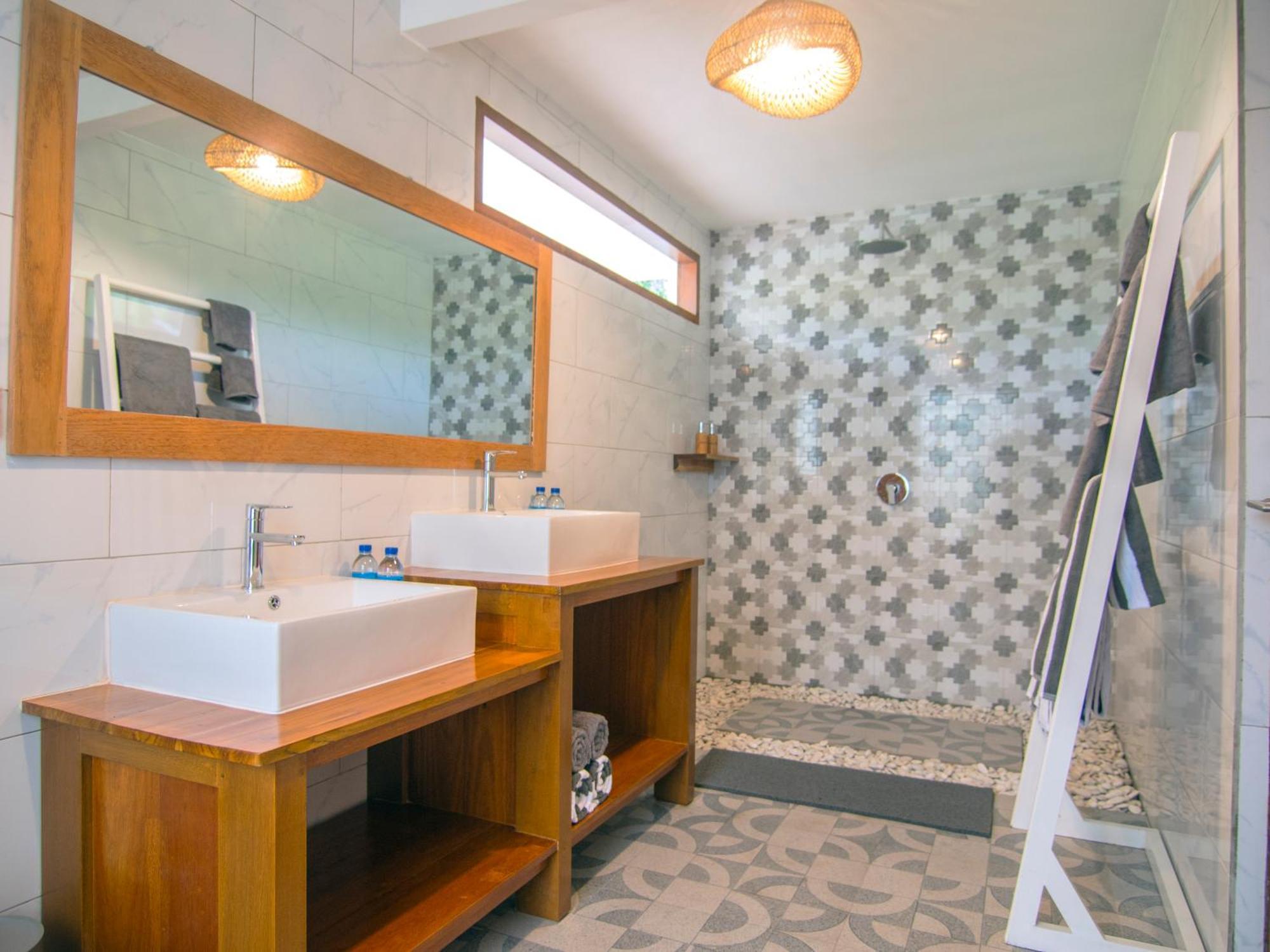 Coco Breeze Spa Hotel กิลิไอร์ ภายนอก รูปภาพ