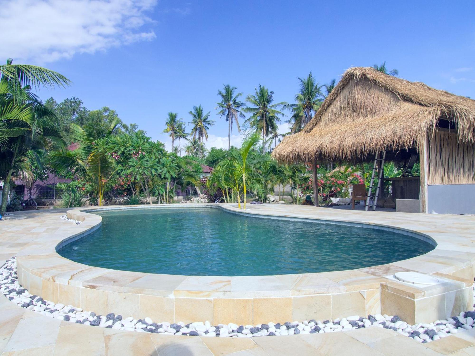 Coco Breeze Spa Hotel กิลิไอร์ ภายนอก รูปภาพ